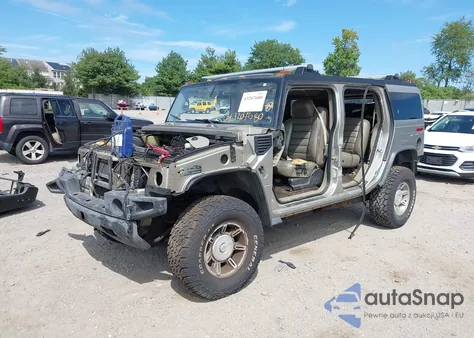 2004 Hummer H2 z USA, uszkodzony, nr VIN 5GRGN23U44H108265
